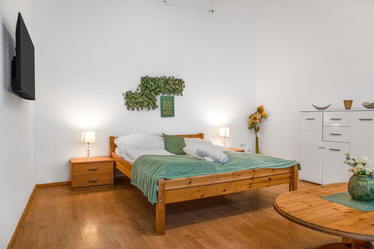 Elegant 2Br Apartment - Near Bahnhof Wien Meidling Экстерьер фото
